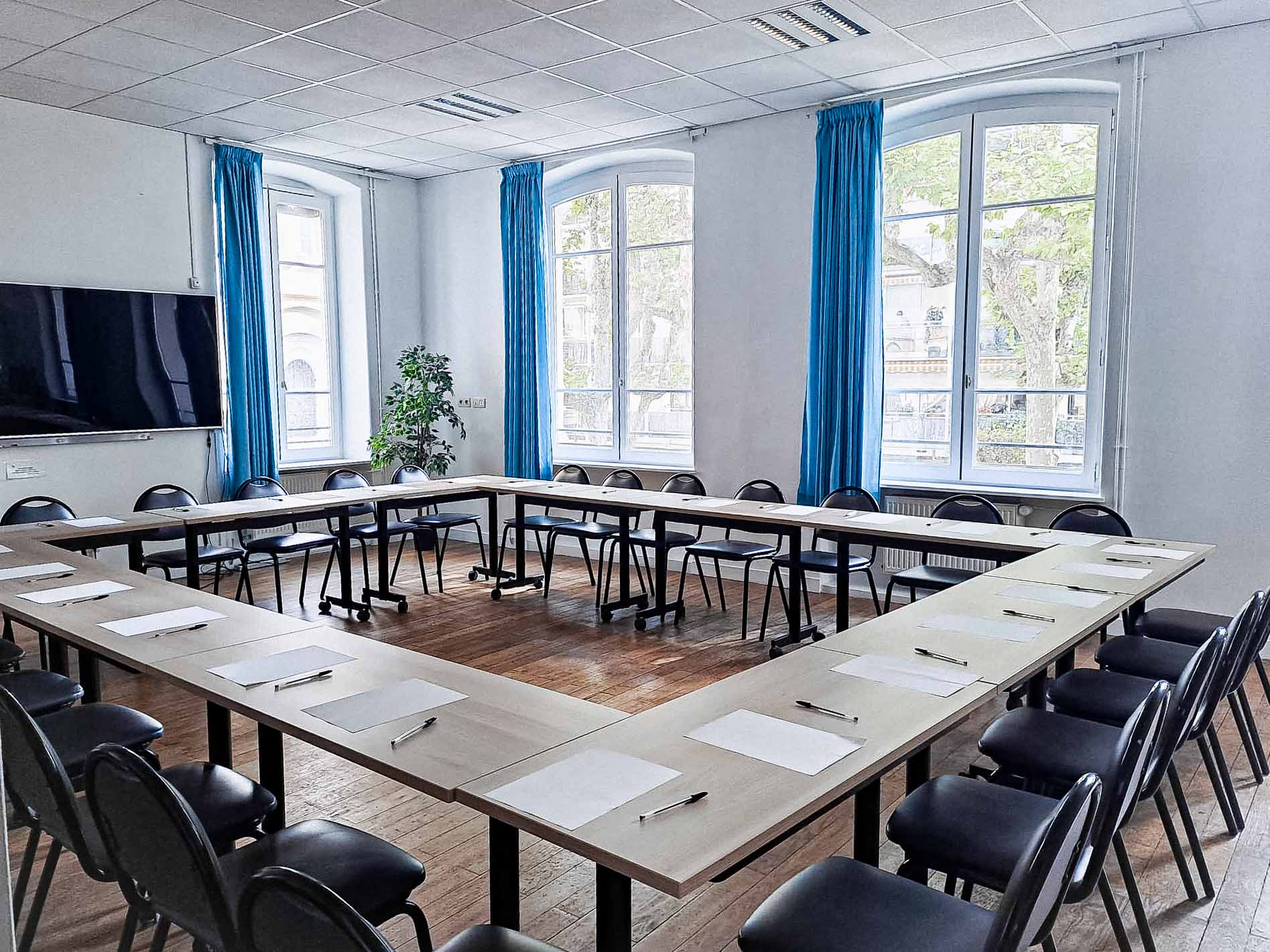 Location d’espaces à l’Escale Lyonnaise à Lyon pour séminaire, réunion, formation, événementiel, conférence associations et professionnel.