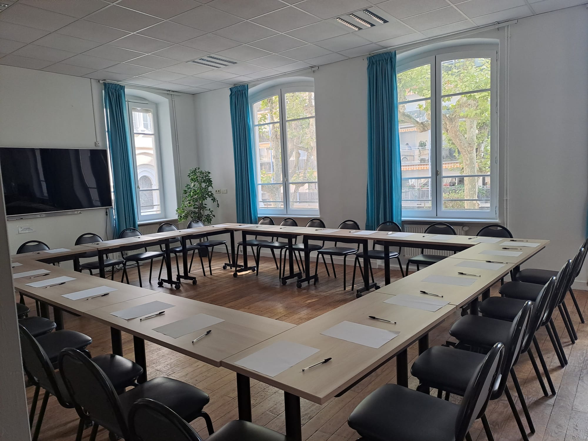 Location d’espaces à l’Escale Lyonnaise à Lyon pour séminaire, réunion, formation, événementiel, conférence associations et professionnel.